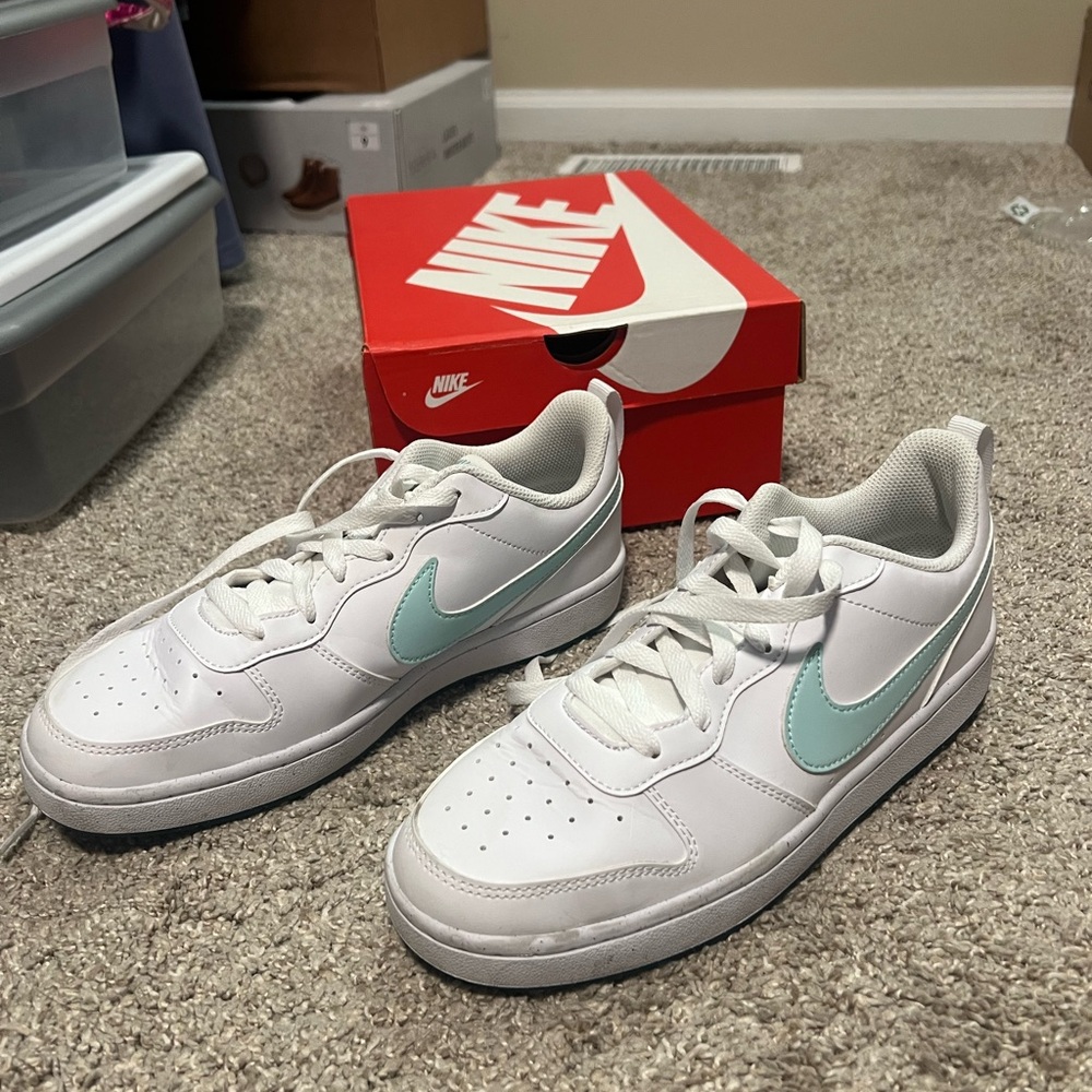 Nike Court Borough Low Recraft